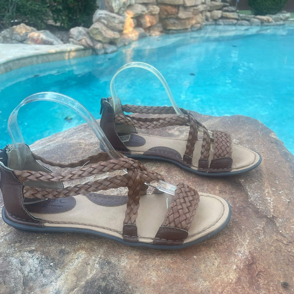 b.o.c. Braided Straps Back Zip Sandals (TSE) - Picture 2 of 10